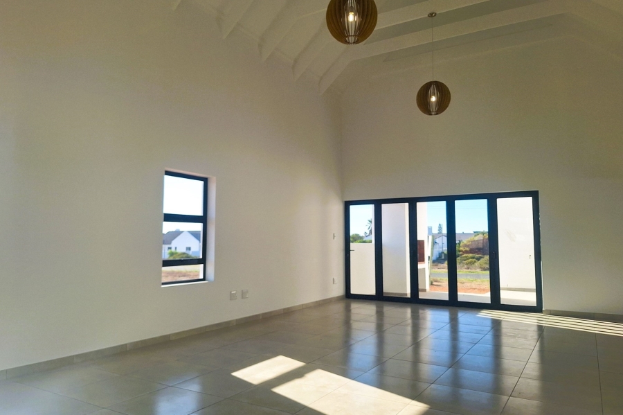 3 Bedroom Property for Sale in Brittania Beach Estate Western Cape